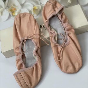 BLOCH Baller Shoes 4.5 C